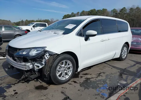 2023 Chrysler Voyager Lx из США, поврежденный, VIN 2C4RC1CG2PR534548